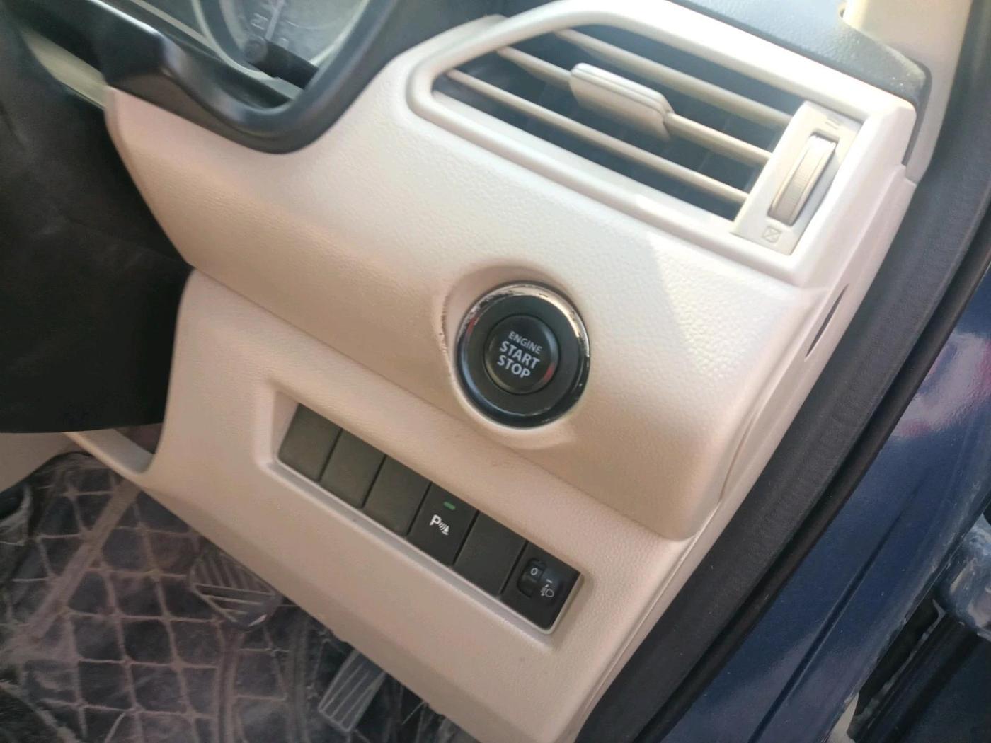 2018 Maruti Dzire ZDI PLUS AMT, Diesel, Automatic, 1,12,964 km, interior