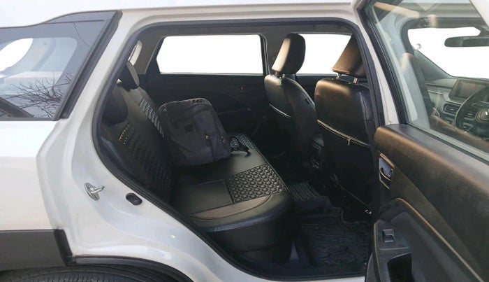 2022 Maruti BREZZA VXI SMART HYBRID, Petrol, Manual, 19,036 km, interior