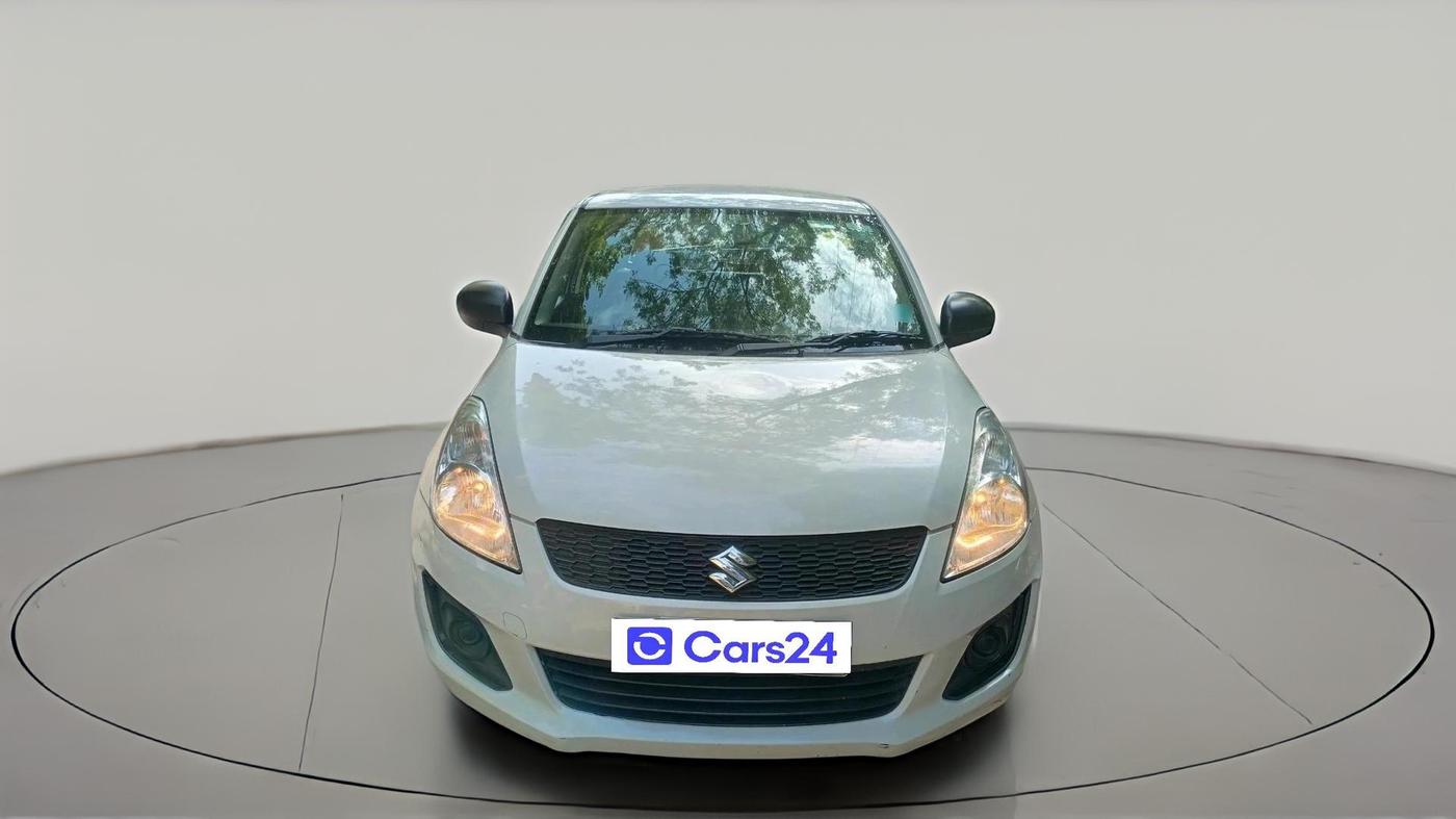 2017 Maruti Swift LXI (O), CNG, Manual, 82,163 km, exterior
