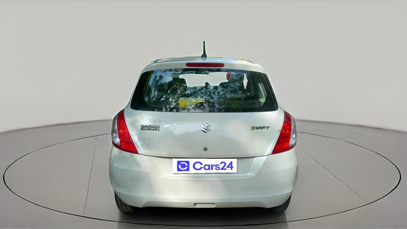 2017 Maruti Swift LXI (O), CNG, Manual, 82,163 km, exterior