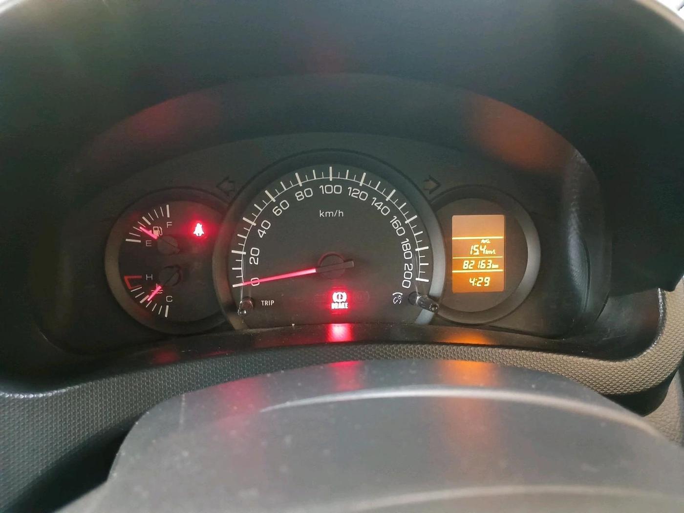 2017 Maruti Swift LXI (O), CNG, Manual, 82,163 km, interior