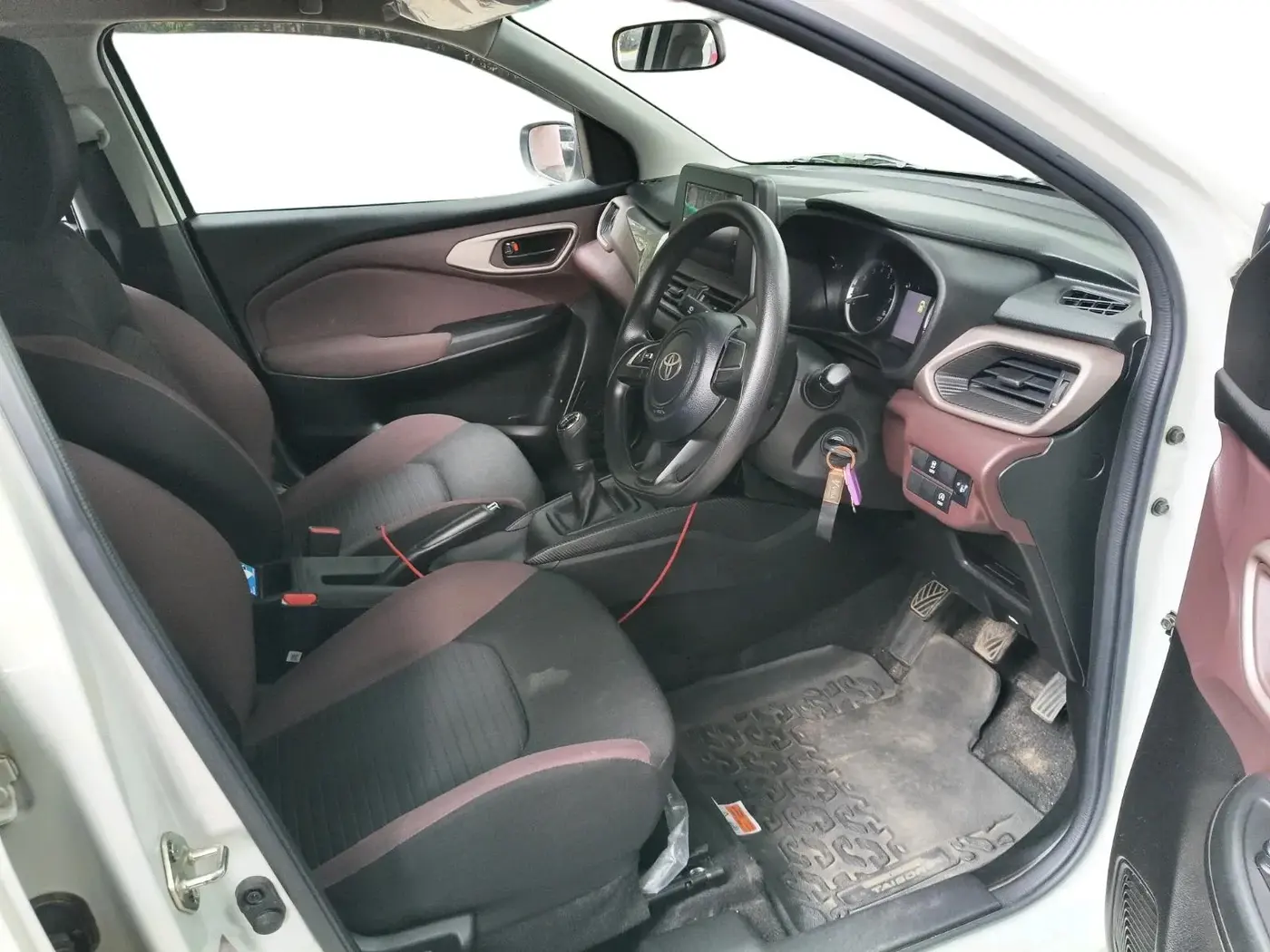2024 Toyota Urban Cruiser Taisor S Plus 1.2 Petrol MT, Petrol, Manual, 18,245 km, interior