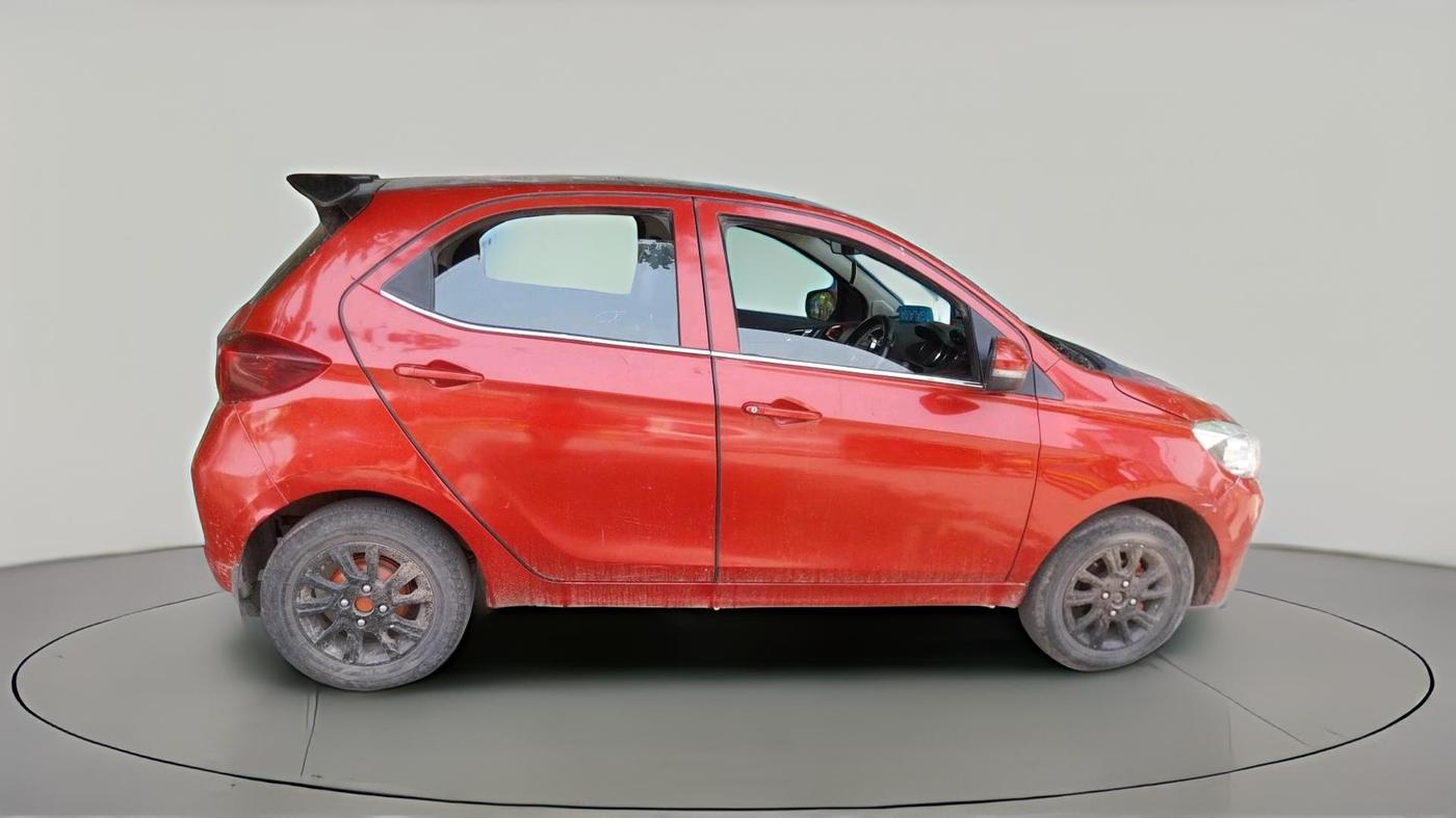 2018 Tata Tiago XZ PETROL, Petrol, Manual, 71,056 km, exterior