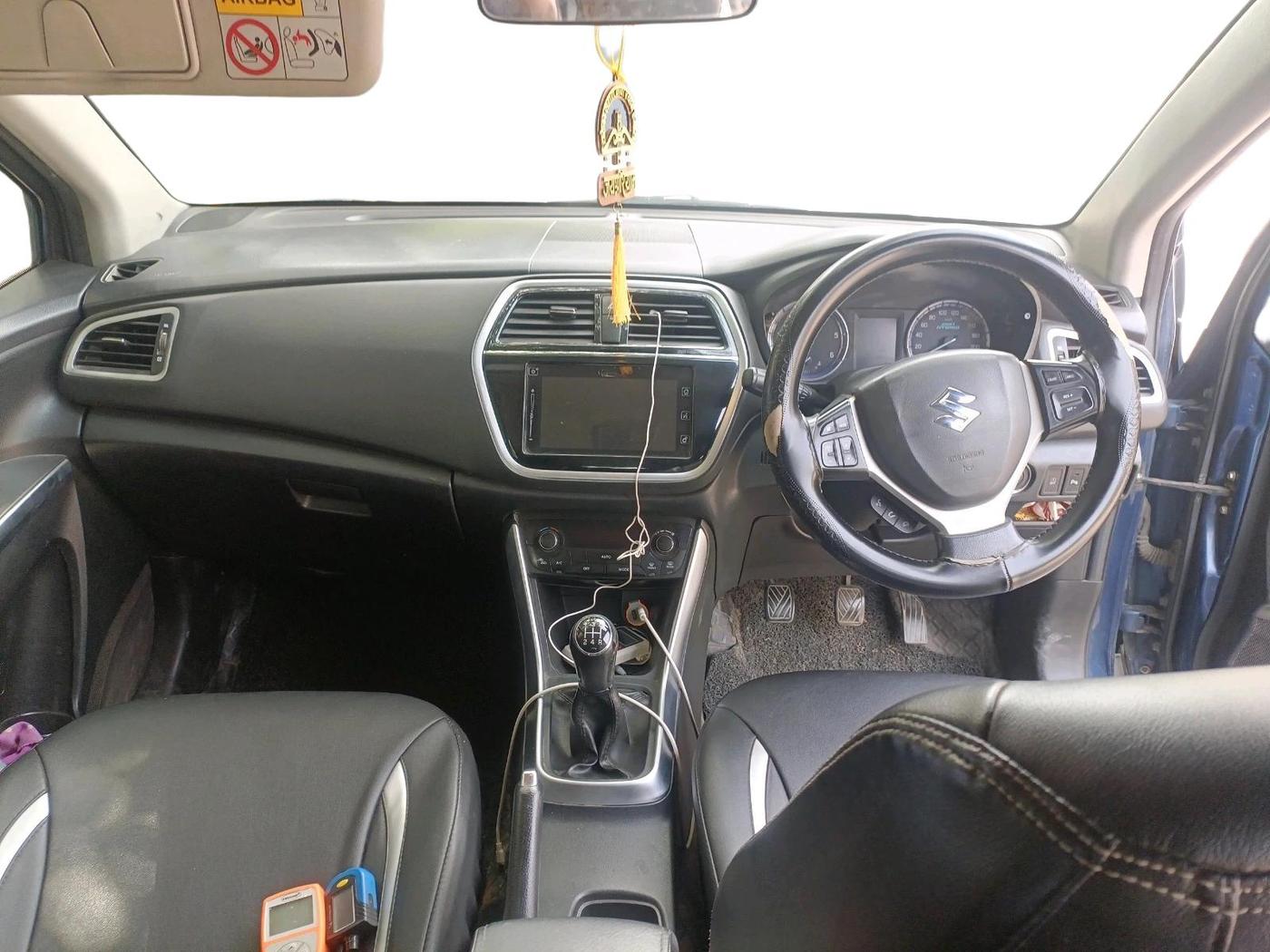 2018 Maruti S Cross ZETA 1.3, Diesel, Manual, 1,93,895 km, interior