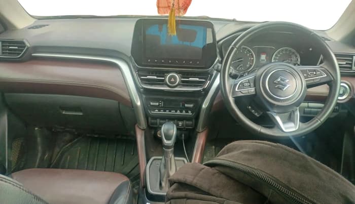 2023 Maruti Grand Vitara ALPHA SMART HYBRID AT, Petrol, Automatic, 84,621 km, interior