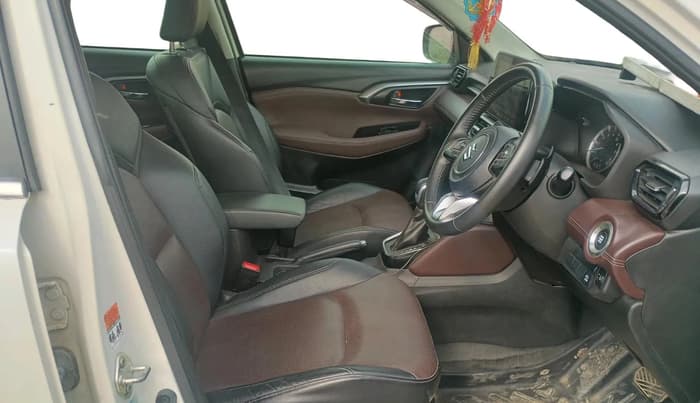 2023 Maruti Grand Vitara ALPHA SMART HYBRID AT, Petrol, Automatic, 84,621 km, interior