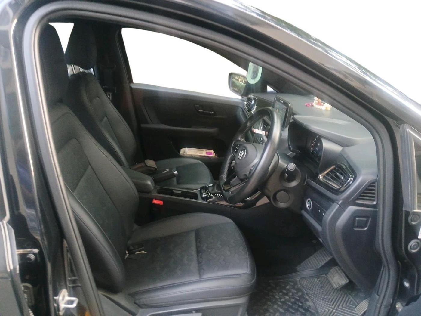 2022 Tata ALTROZ XZA PLUS DARK EDTION, Petrol, Automatic, 19,505 km, interior