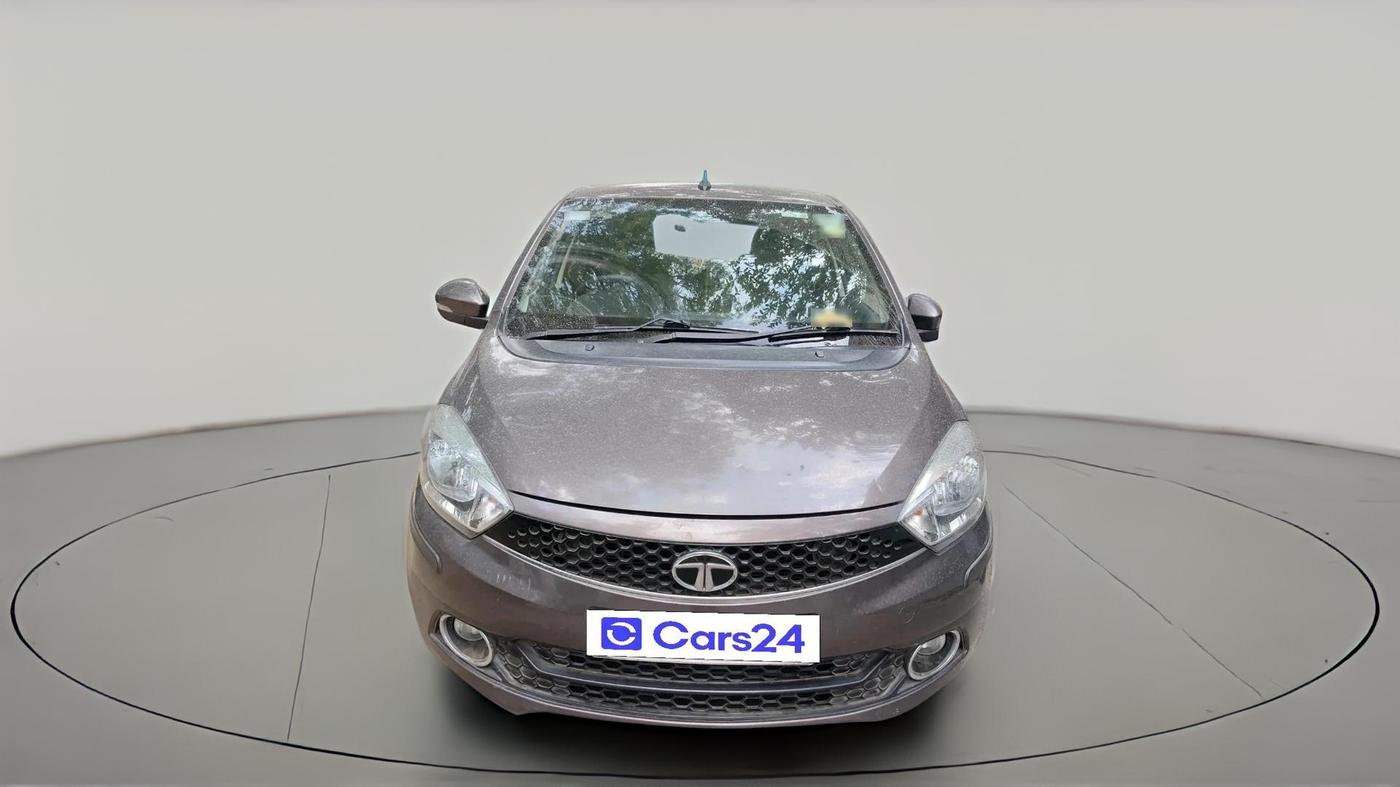 2018 Tata Tiago XZA PETROL, Petrol, Automatic, 1,24,902 km, exterior