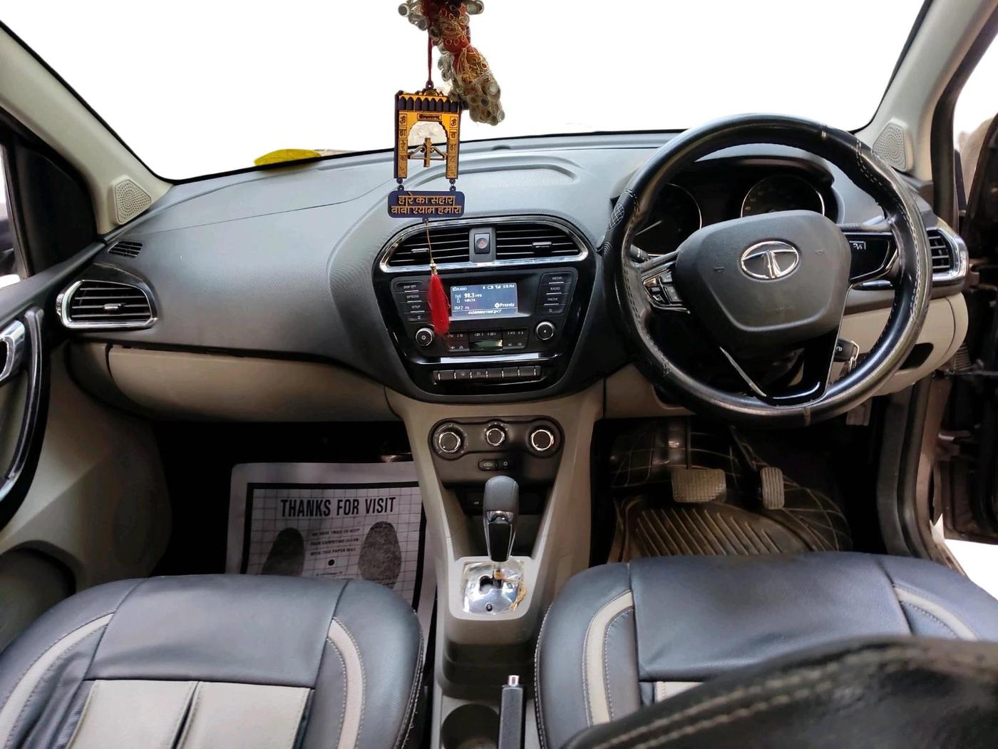 2018 Tata Tiago XZA PETROL, Petrol, Automatic, 1,24,902 km, interior