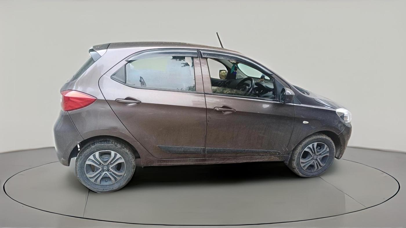 2019 Tata Tiago XZ PETROL, Petrol, Manual, 94,671 km, exterior