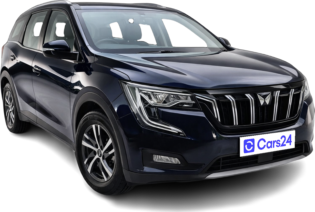 2022 Mahindra XUV700 - SUV - Petrol - Manual - ₹12.60 lakh