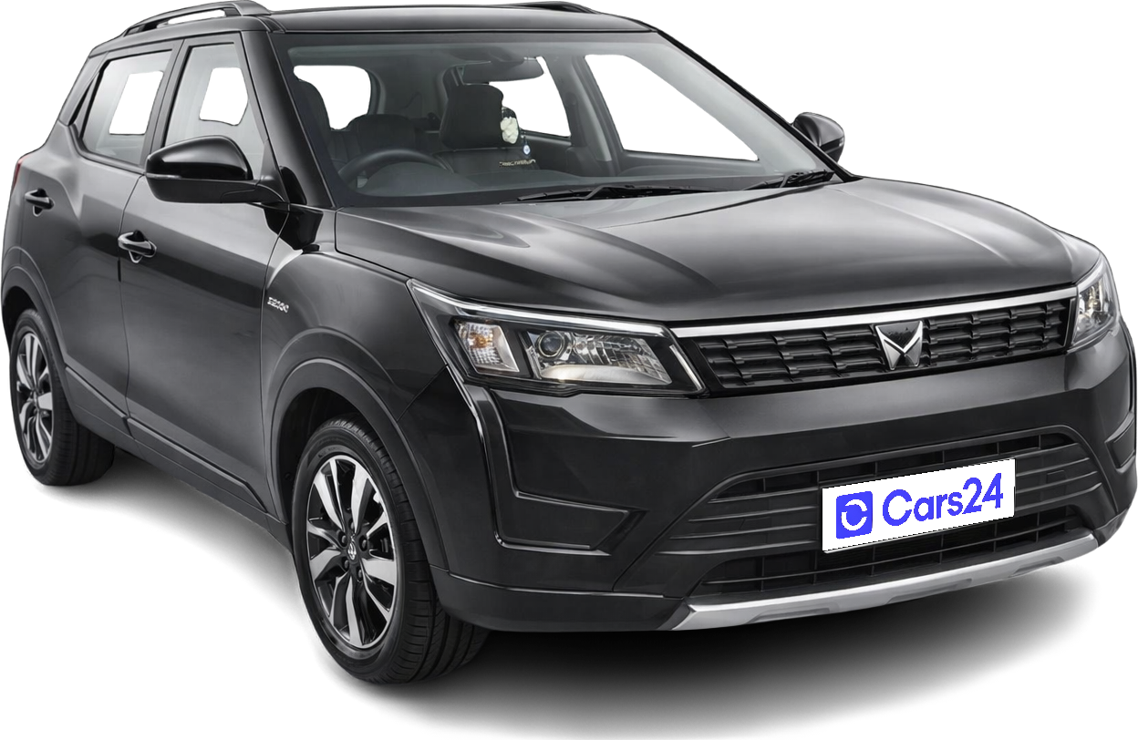 2024 Mahindra XUV300 - SUV - Petrol - Manual - ₹5.76 lakh