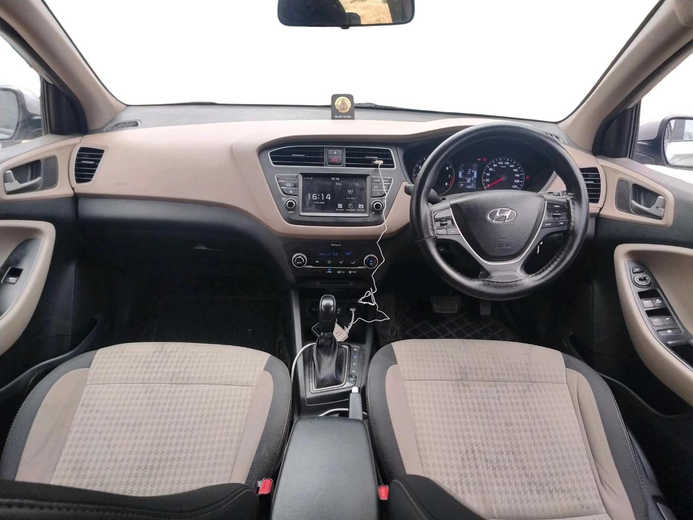 2018 Hyundai Elite i20 ASTA 1.2  CVT, Petrol, Automatic, 46,647 km, interior