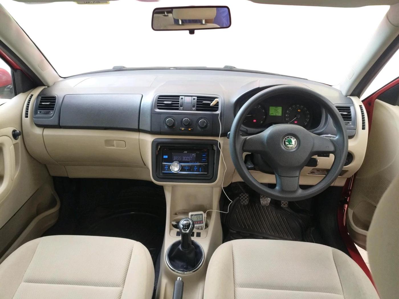 2011 Skoda Fabia AMBIENTE 1.2 MPI, Petrol, Manual, 71,585 km, interior