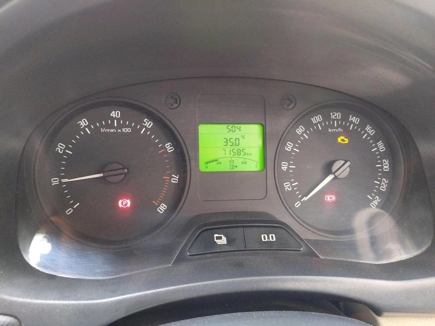 2011 Skoda Fabia AMBIENTE 1.2 MPI, Petrol, Manual, 71,585 km, interior