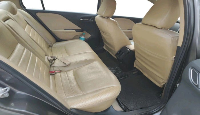 2017 Honda City 1.5L I-DTEC V, Diesel, Manual, 1,05,560 km, interior