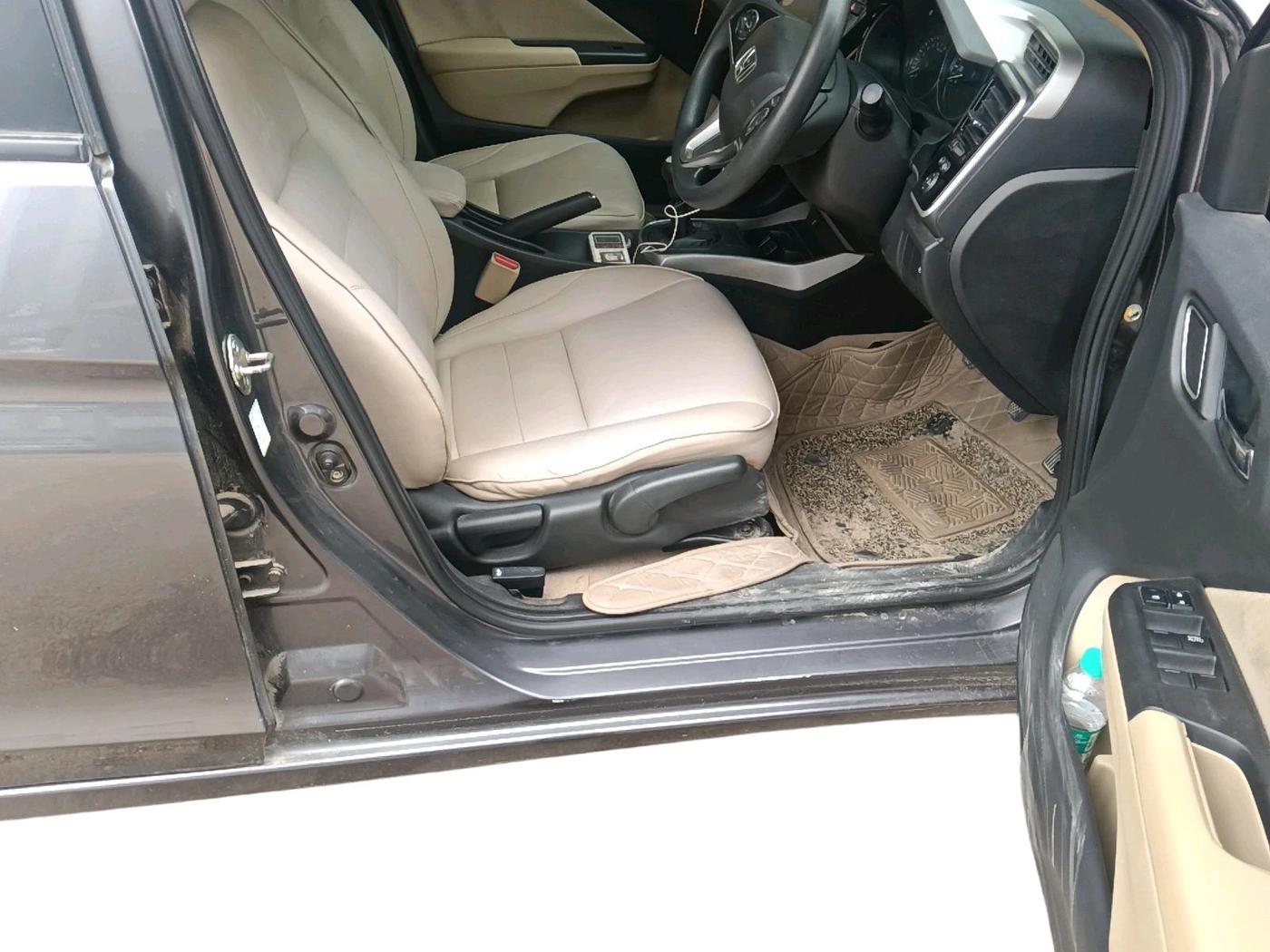 2019 Honda City 1.5L I-VTEC V MT, Petrol, Manual, 58,928 km, interior