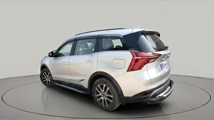 2023 Mahindra XUV700 AX 7 P MT 7 STR, Petrol, Manual, 30,763 km, exterior