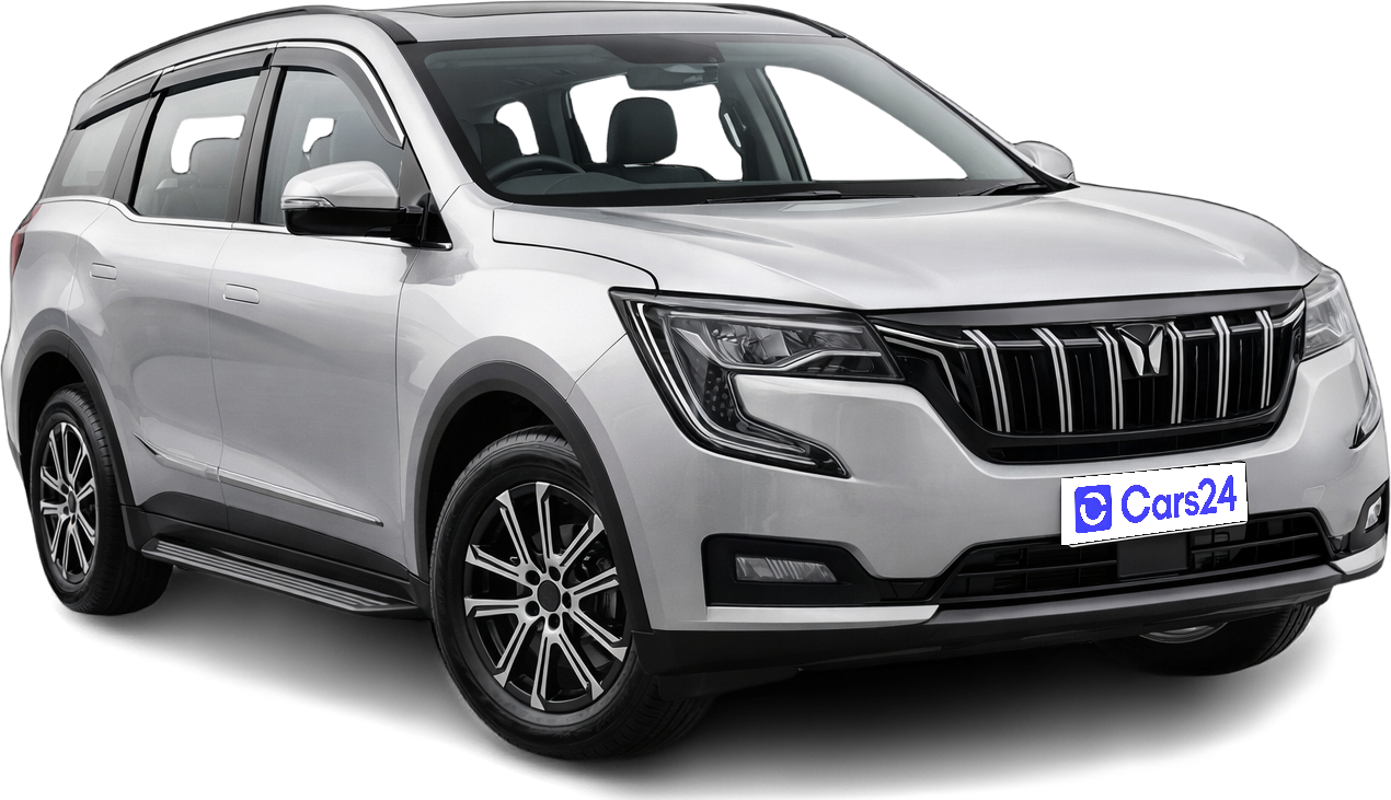 2023 Mahindra XUV700 - SUV - Petrol - Manual - ₹13.50 lakh