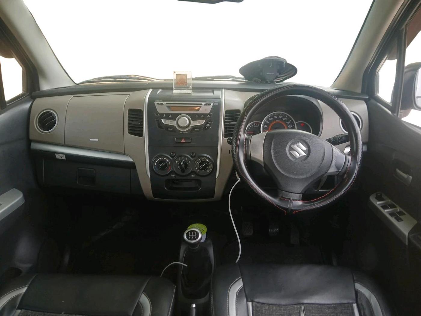 2014 Maruti Wagon R 1.0 VXI, Petrol, Manual, 67,422 km, interior