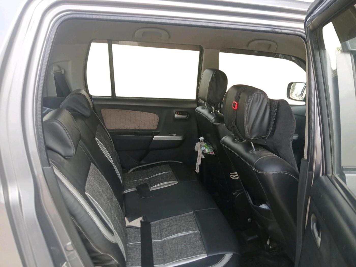 2014 Maruti Wagon R 1.0 VXI, Petrol, Manual, 67,422 km, interior