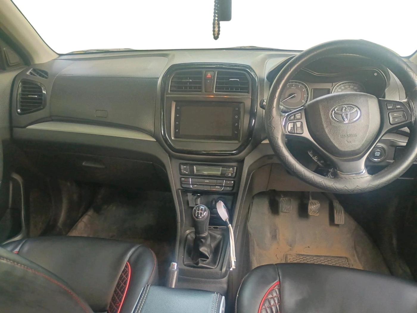 2022 Toyota URBAN CRUISER HIGH GRADE MT, Petrol, Manual, 61,699 km, interior