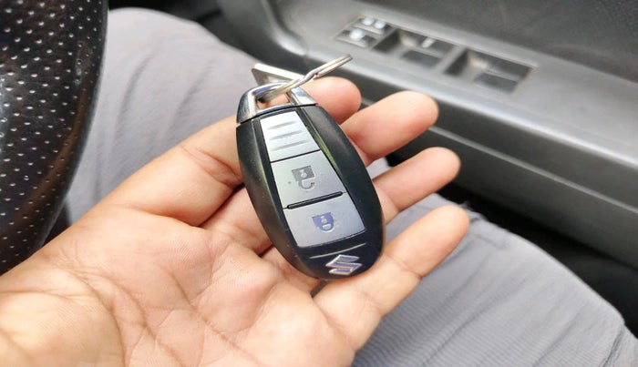 2016 Maruti Vitara Brezza ZDI PLUS, Diesel, Manual, 1,74,139 km, interior