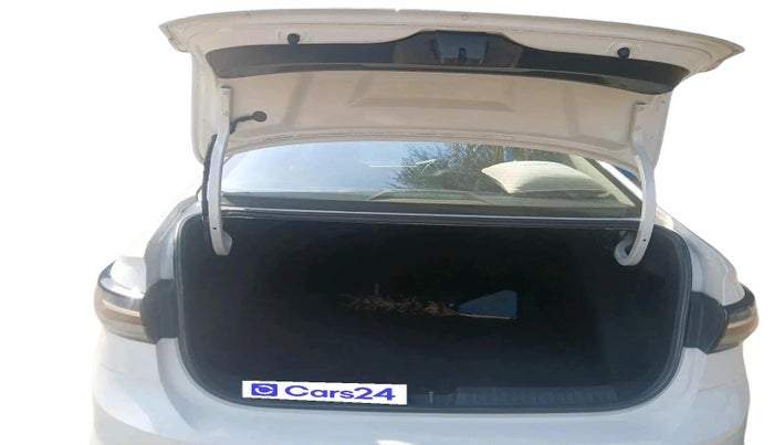 2022 Volkswagen VIRTUS TOPLINE TSI 1.0 AT, Petrol, Automatic, 1,17,341 km, exterior