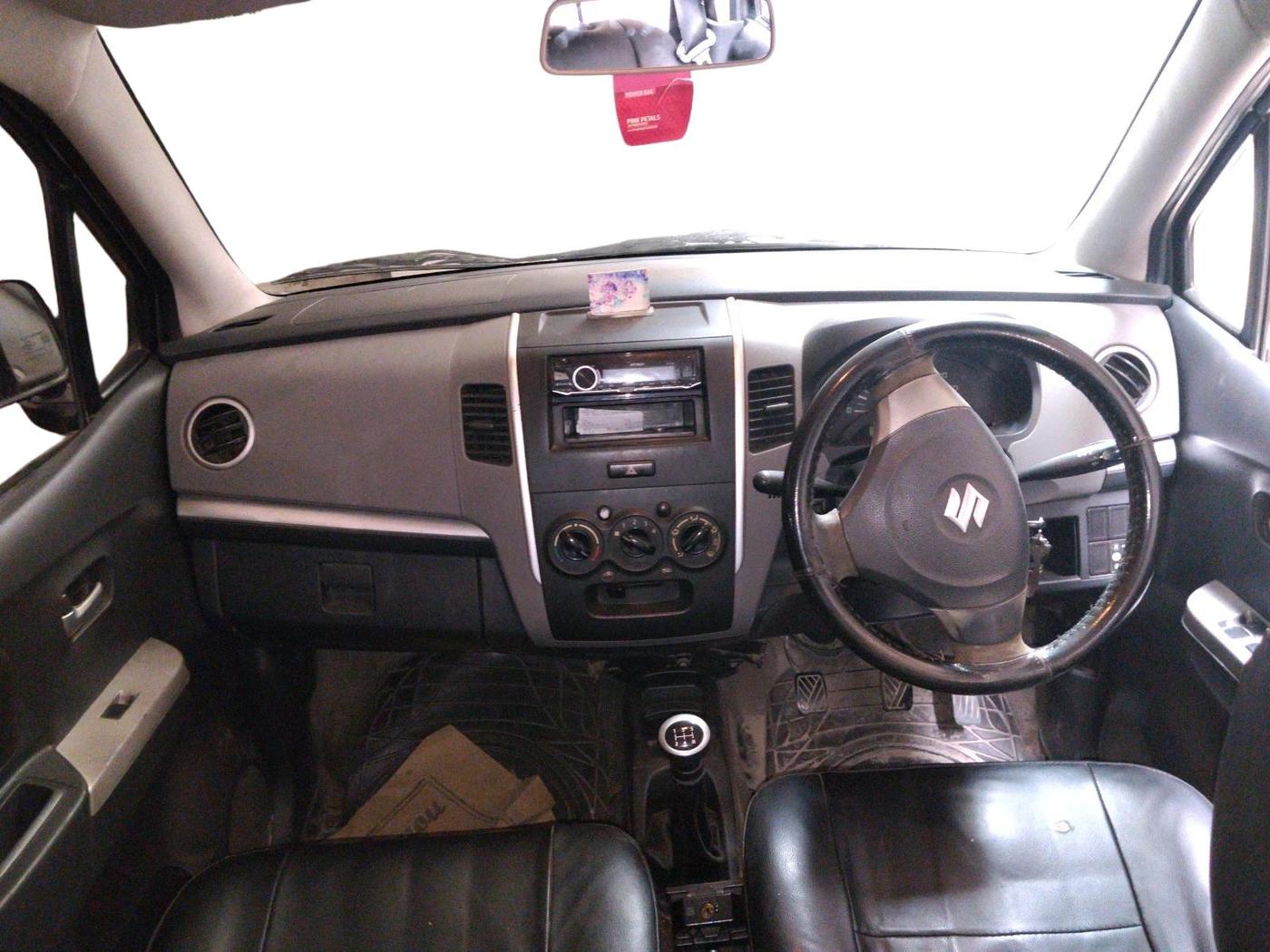 2012 Maruti Wagon R 1.0 LXI CNG, CNG, Manual, 1,26,901 km, interior