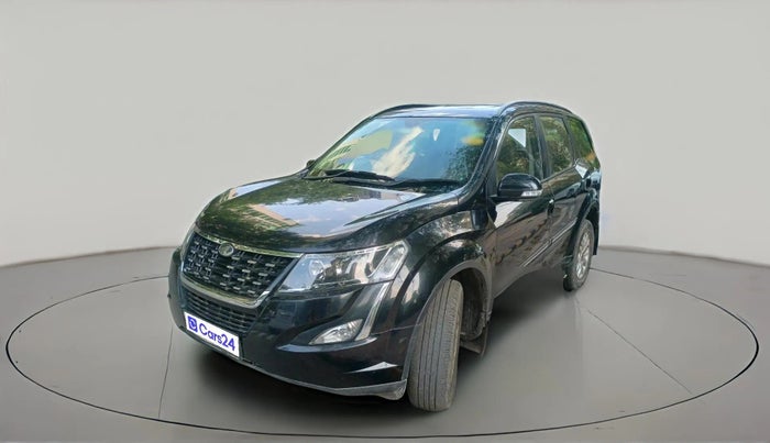 2018 Mahindra XUV500 W9, Diesel, Manual, 1,30,678 km, exterior