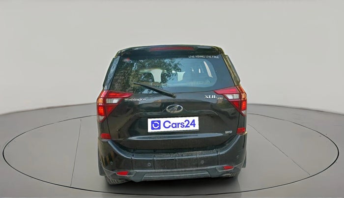 2018 Mahindra XUV500 W9, Diesel, Manual, 1,30,678 km, exterior