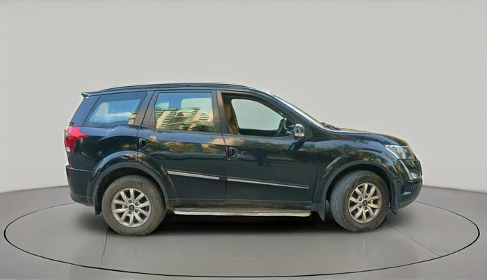 2018 Mahindra XUV500 W9, Diesel, Manual, 1,30,678 km, exterior