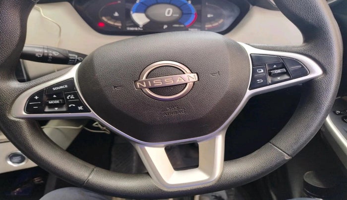 2022 Nissan MAGNITE XV AMT, Petrol, Automatic, 74,808 km, interior