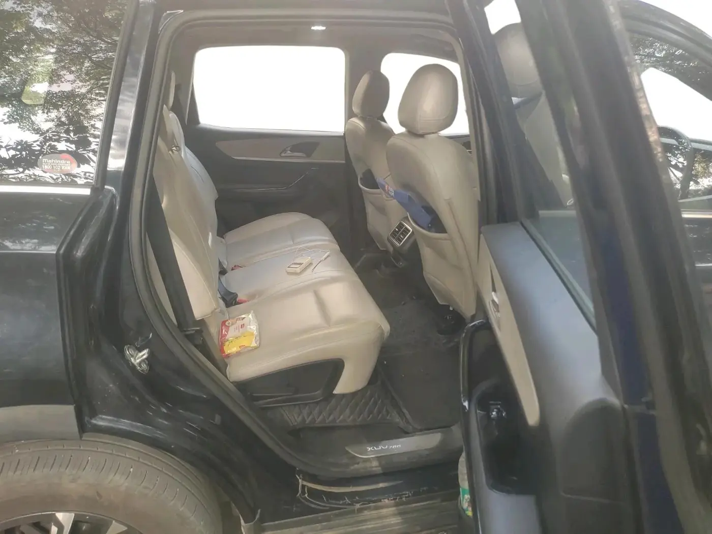 2022 Mahindra XUV700 AX 7 D MT 7 STR, Diesel, Manual, 53,693 km, interior