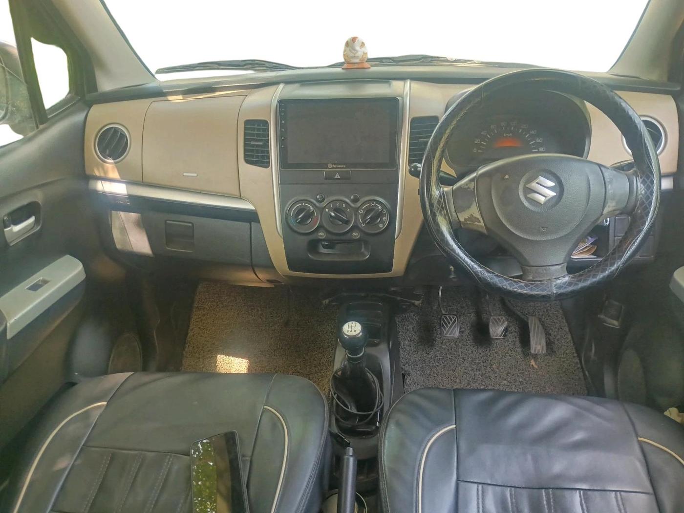 2017 Maruti Wagon R 1.0 LXI CNG, CNG, Manual, 1,87,793 km, interior