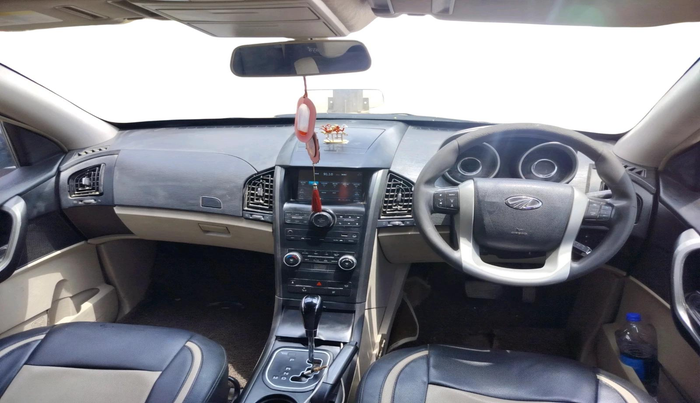 2016 Mahindra XUV500 W6 AT, Diesel, Automatic, 72,053 km, interior