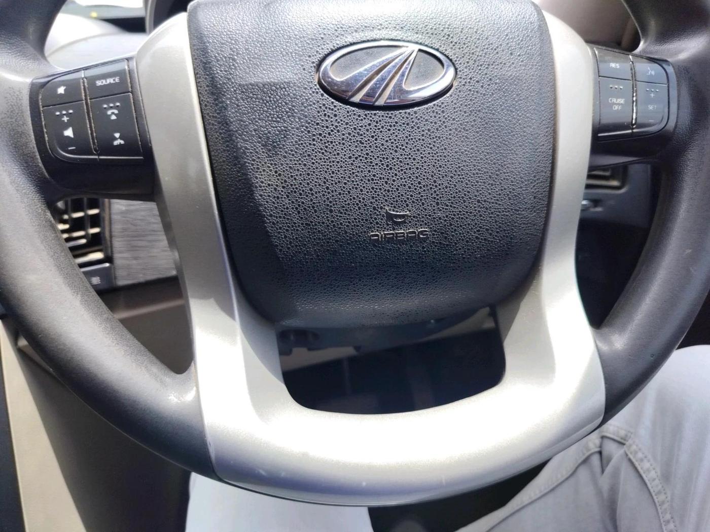 2016 Mahindra XUV500 W6 AT, Diesel, Automatic, 72,053 km, interior