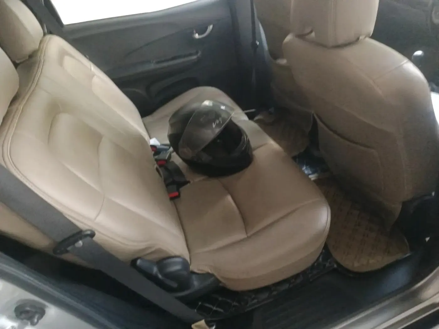 2019 Honda BR-V 1.5L I-VTEC S, Petrol, Manual, 97,619 km, interior