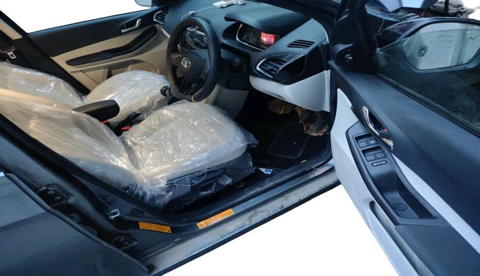 2023 Tata TIGOR XZ PLUS CNG, CNG, Manual, 191 km, interior