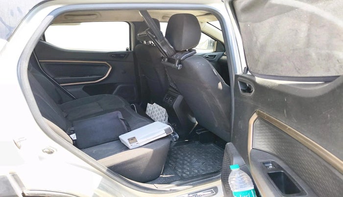 2022 Renault Kiger RXT (O) MT, Petrol, Manual, 77,511 km, interior