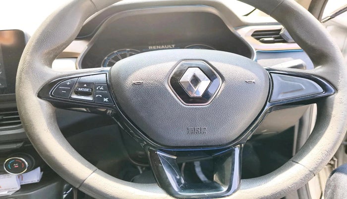 2022 Renault Kiger RXT (O) MT, Petrol, Manual, 77,511 km, interior