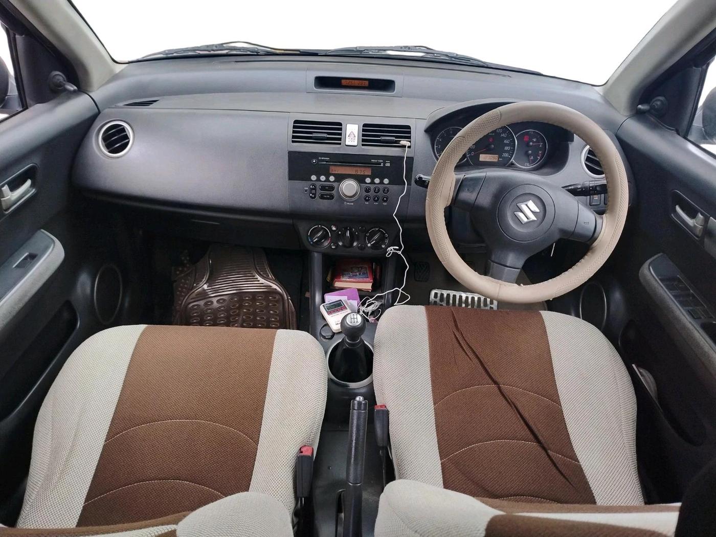 2011 Maruti Swift Dzire VXI, Petrol, Manual, 1,87,090 km, interior