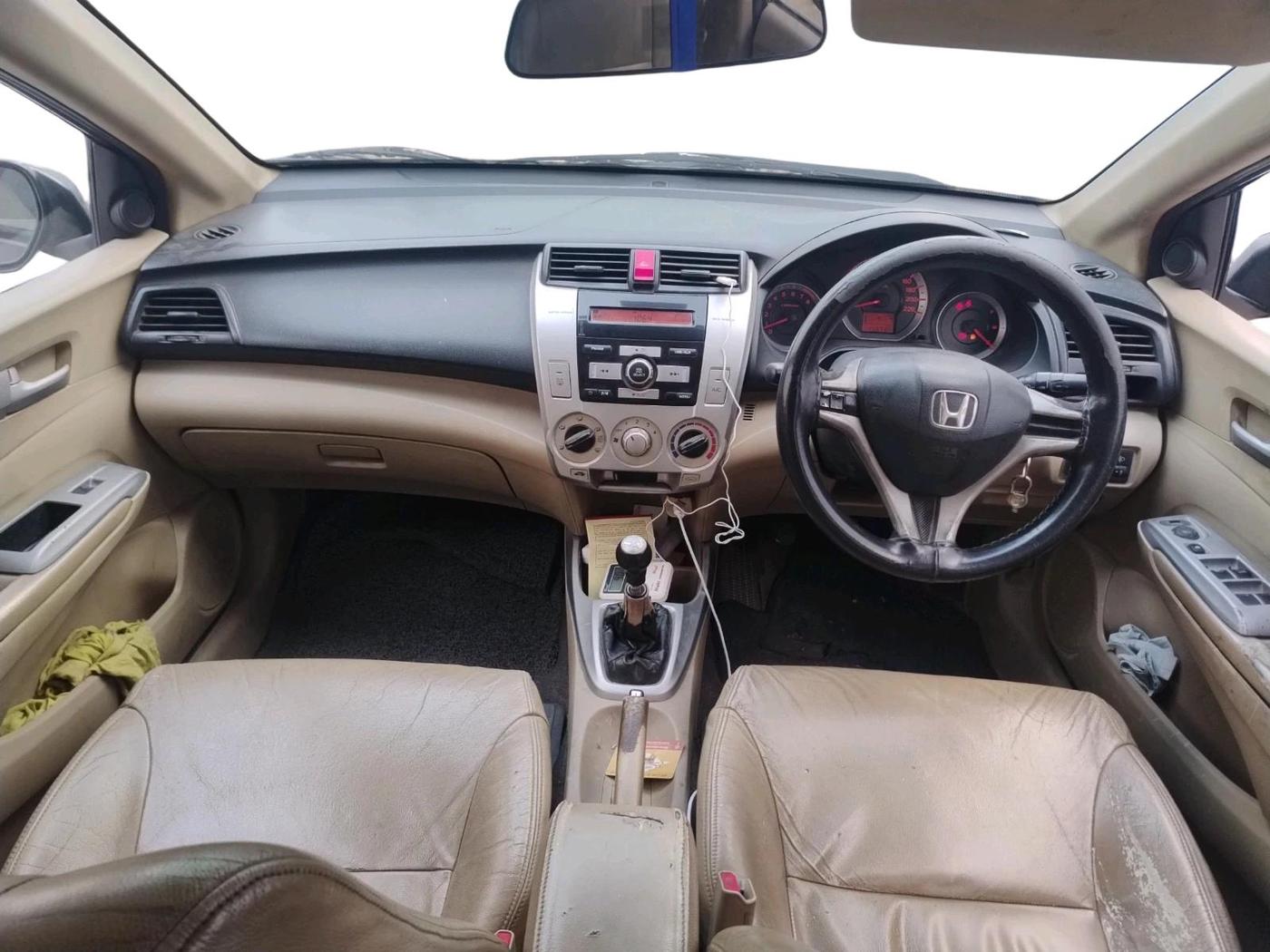 2011 Honda City 1.5L I-VTEC V MT, CNG, Manual, 1,56,586 km, interior