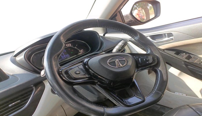 2023 Tata NEXON XZ PLUS PETROL SUNROOF, CNG, Manual, 60,510 km, interior