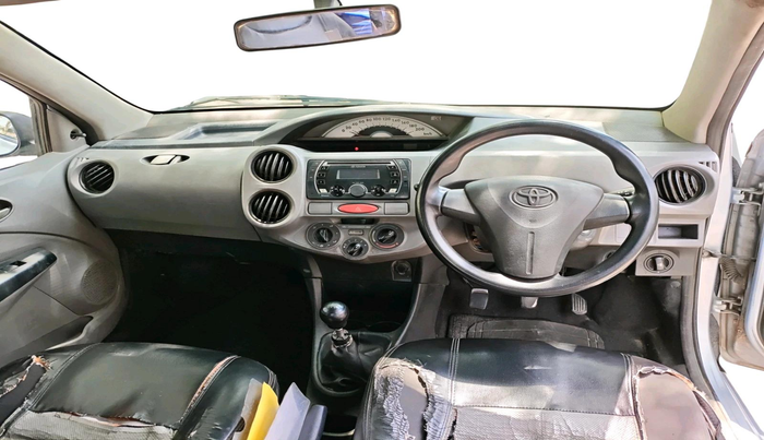 2011 Toyota Etios G, Petrol, Manual, 3,13,516 km, interior