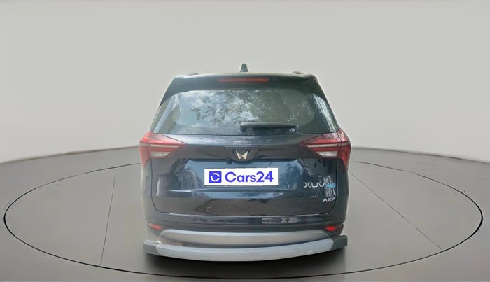 2025 Mahindra XUV700 AX 7 P AT 7 STR, Petrol, Automatic, 6,769 km, exterior