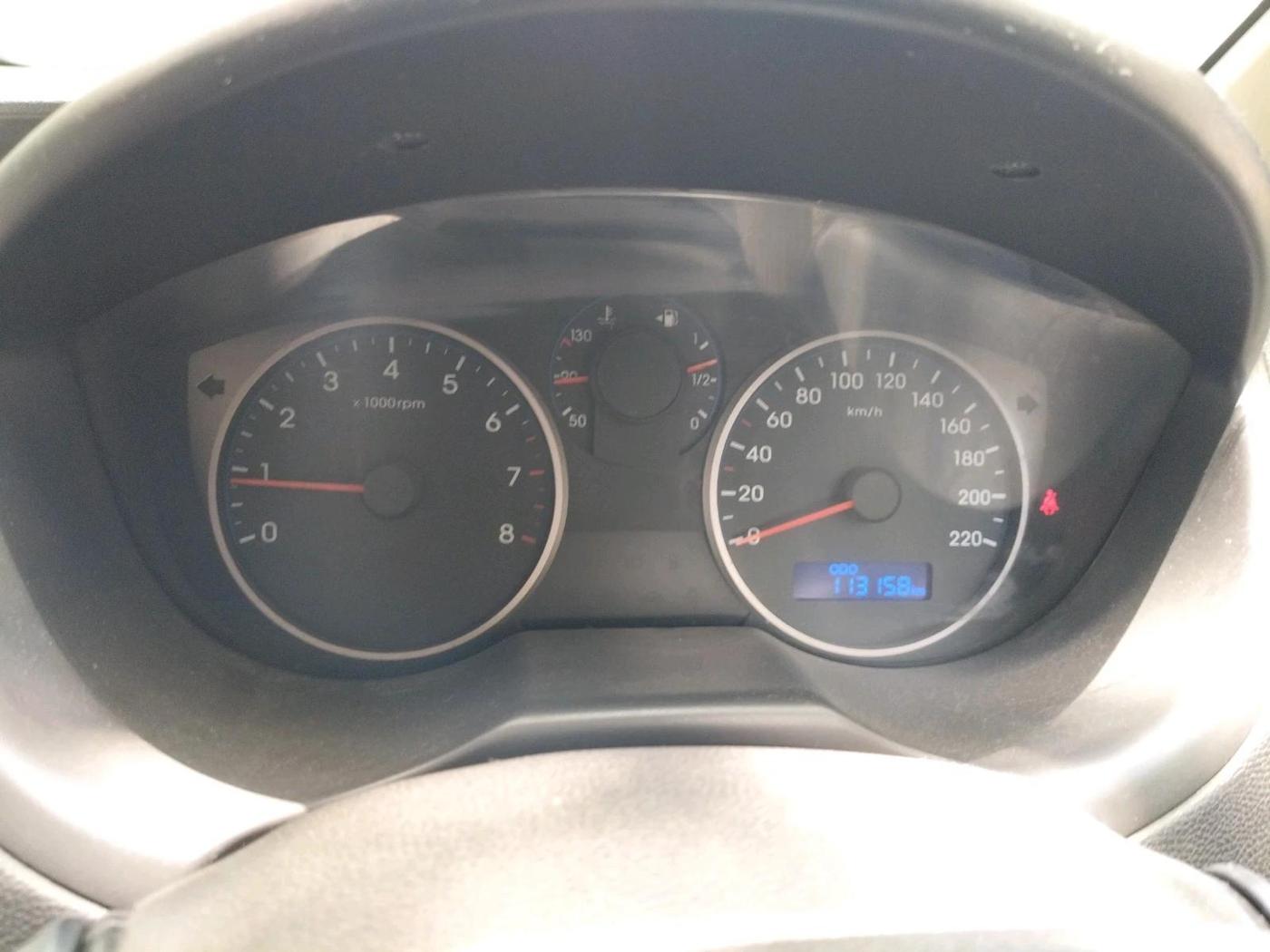 2013 Hyundai i20 MAGNA (O) 1.2, Petrol, Manual, 1,16,158 km, interior