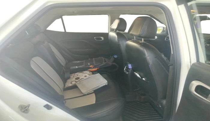 2019 Hyundai VENUE SX 1.0 (O) TURBO, Petrol, Manual, 64,558 km, interior