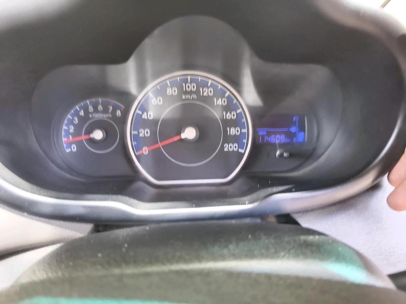 2011 Hyundai i10 MAGNA 1.2, Petrol, Manual, 1,14,609 km, interior
