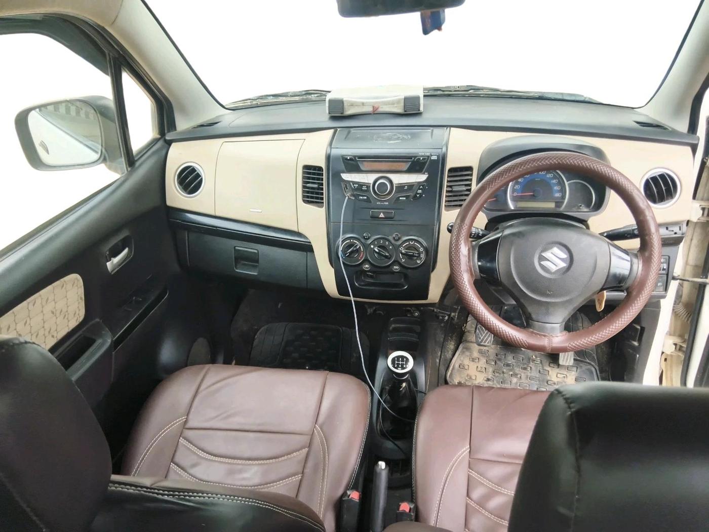 2018 Maruti Wagon R 1.0 VXI, Petrol, Manual, 1,26,853 km, interior